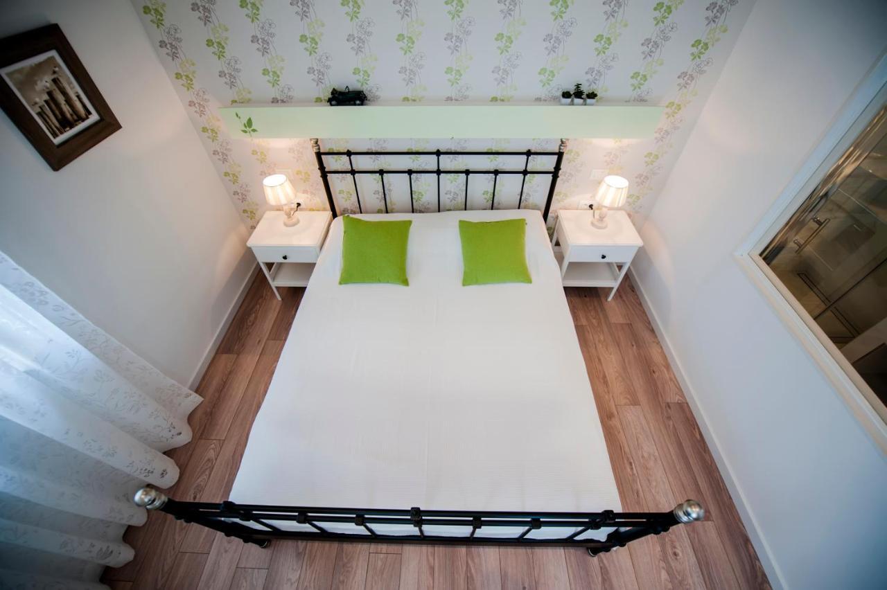 Villa Kos Rovinj Apartments Esterno foto