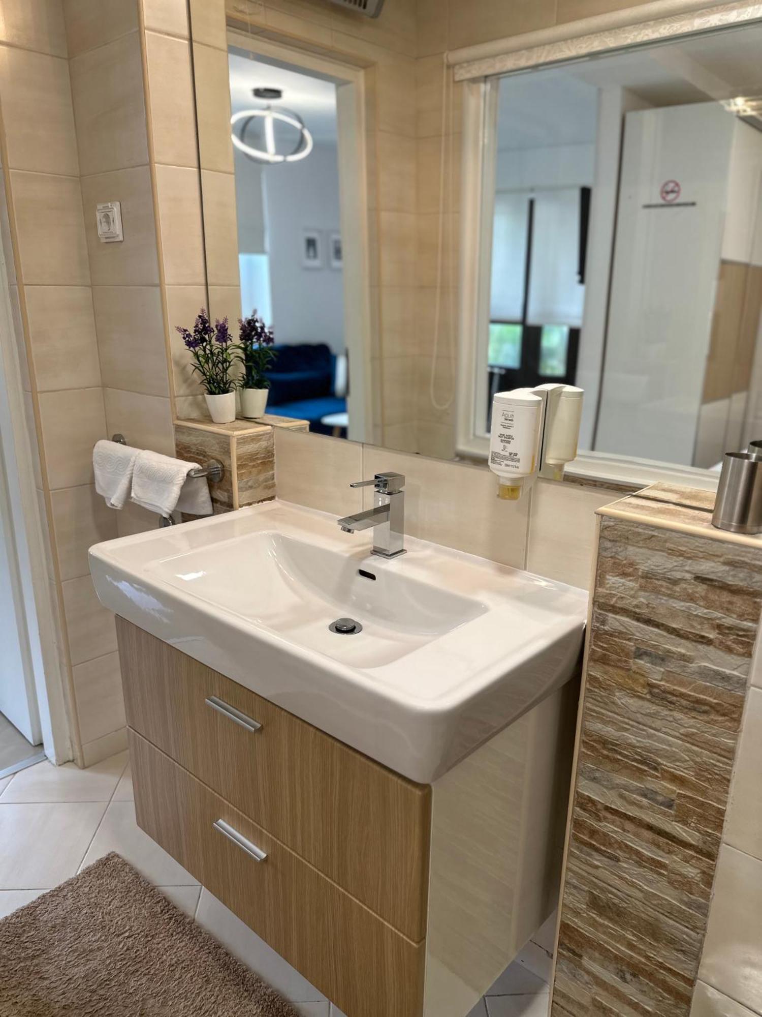 Villa Kos Rovinj Apartments Esterno foto